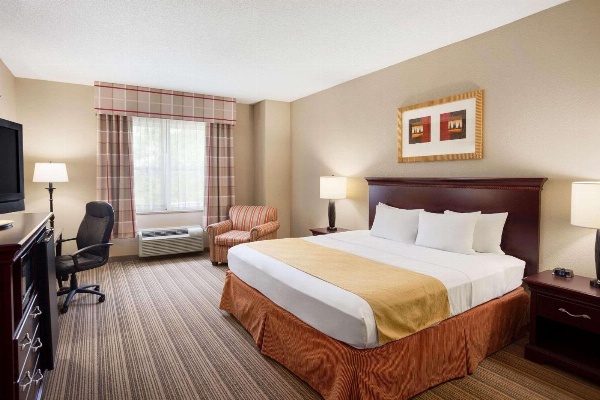 Country Inn & Suites by Radisson, Ithaca, NY image 3